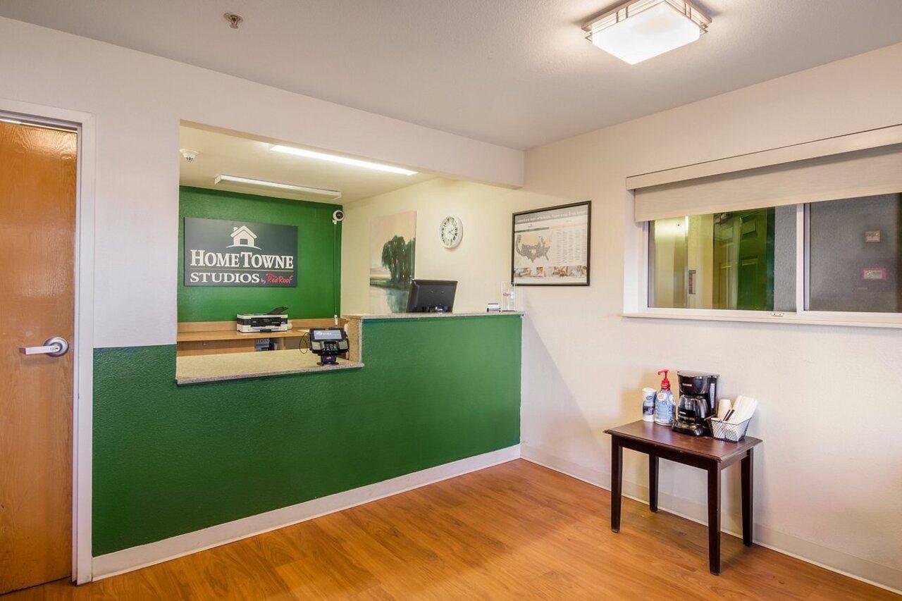 Hometowne Studios By Red Roof Denver - Airport/Aurora Ngoại thất bức ảnh